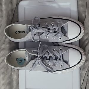 Woman's Size 6 Grey/Silver with Sparkles/Glitter & White Converse shoes